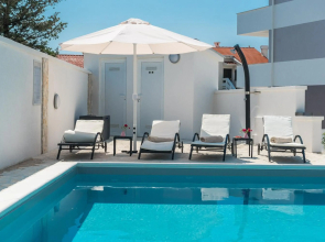 Villa Star 1 luxury apartment with a pool