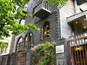 City Hotel By Picnic