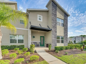 4 Mi to Old Town: Kissimmee Resort Home
