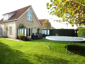 Bungalow in Breskens Near Beach & Lighthouse
