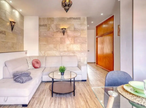 Retreat w Ocean Views Private Parking Ensuite