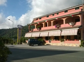 Hotel Lo Svincolo