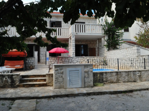 Apartment Marija - with pool : A1 Supetar, Island Brac