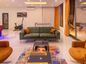 Villa Fariz