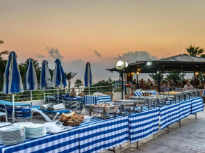 Helios Bay Hotel Apartments