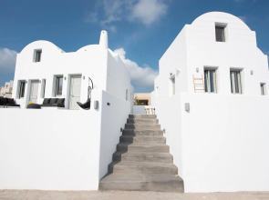 White Orchid Suites