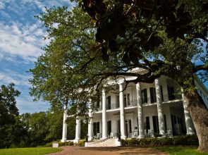 Dunleith Historic Inn