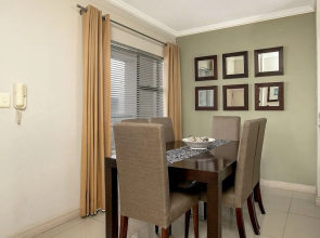 Alpha Lux Apartments