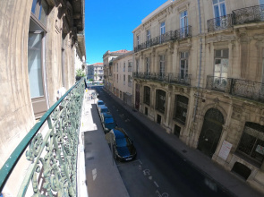 Georges Hostel & Café