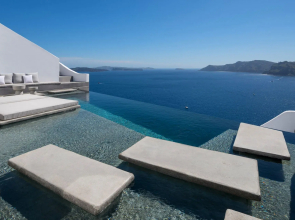 Echoes Luxury Suites