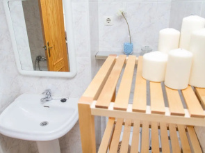 Calle Camas Apartment - Quiet Area