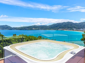 SeaView Jacuzzi BluePoint Apartment 819