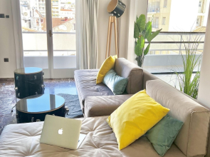 Happy Place Big Bright and Central Apartment