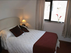 Woodview Lodge Bed & Breakfast