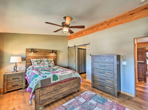 7984: Pet-friendly Townhome w/ Grill!
