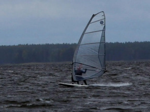 Спортивно-рыболовная база Здешево