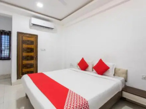 OYO 18918 Hotel Jmc Sky Inn