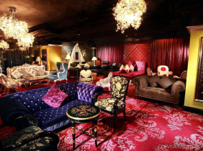 The Luxe Manor