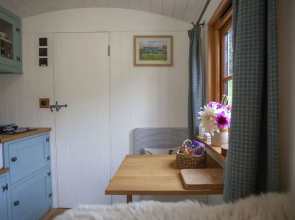Hurdlemakers Hut