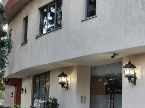 Kora Hotel Suites