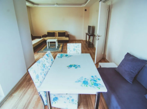 Spacious 2 Bedroom For Up To 5 With Mountain View Free Wifi