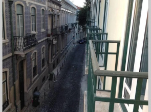 ALTIDO Spacious new 1-bed Apt w/ stunning view, 2mins from St George Castle viewpoint
