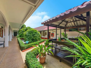 Panda Hotel（Patong Beach）