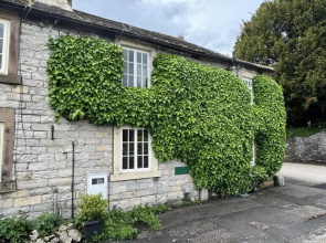 Superbly Appointed 3 Bedrooms and 3 Bathrooms