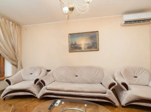 Apartment near Opera Theater