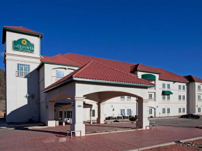 La Quinta Inn & Suites by Wyndham Ruidoso Downs
