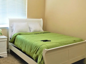 3Bdrm 2.5Bath 5Beds - Near Downtown