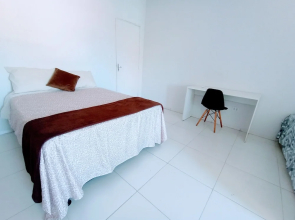 Apartamento Mobiliado à Dois Quarteirões do Centro