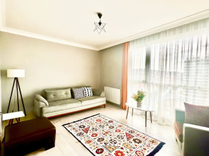 Perfect Lake view Entire Apartment