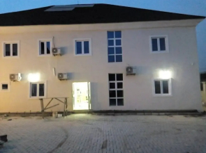 Graceland Hotel and Suites