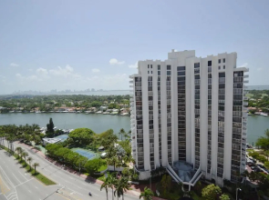 Deluxe Apartments by Design Suites