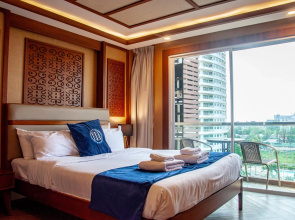 Ht9 Hotel