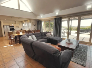 Grapevines Boutique Accommodation