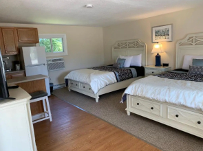Shore Road Inn