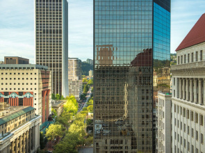 The Duniway Portland A Hilton Hotel