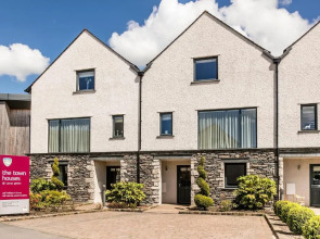 Carus Green Golf Club Townhouse