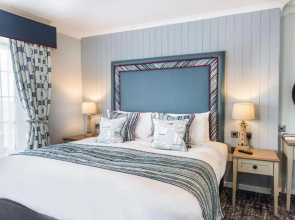 The Manor Coastal Hotel & Inn, Blakeney, Norfolk