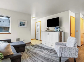 Cozy Whidbey Island Home Near Langley Waterfront & Dining Tideview by Avantstay
