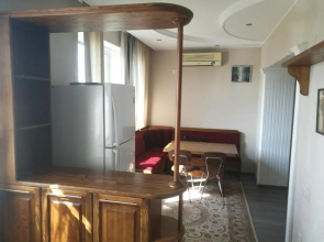 2 bed room Apartment in Center Апартамент в центре 3 комнаты
