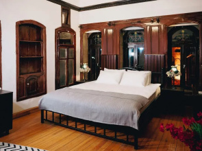 Tudyahan 1874 Hotel