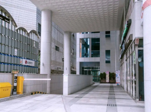 Hotel M