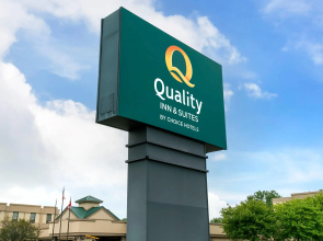 Quality Inn & Suites Monroe