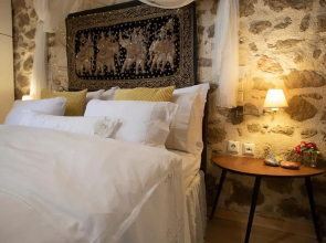 Stone suite in the center of Corinth