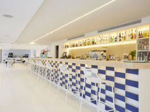 Ebano Hotel Apartments & Spa