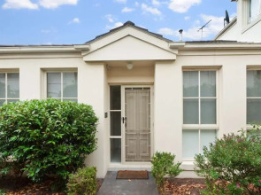 Smart Caulfield Townhouse