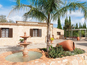 Villa With 3 Bedrooms in Manacor, With Wonderful Mountain View, Private Pool, Enclosed Garden - 20 km From the Beach